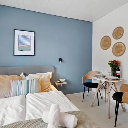 Modernes Im Erdgeschoss - Zachastay Guels *