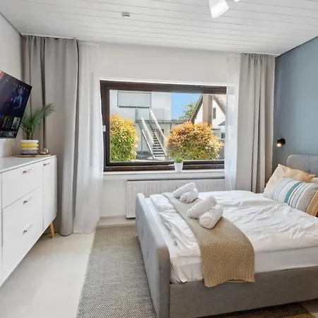 Modernes Im Erdgeschoss - Zachastay Guels Appartement Coblence