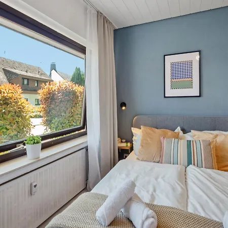 Modernes Im Erdgeschoss - Zachastay Guels Appartement Coblence
