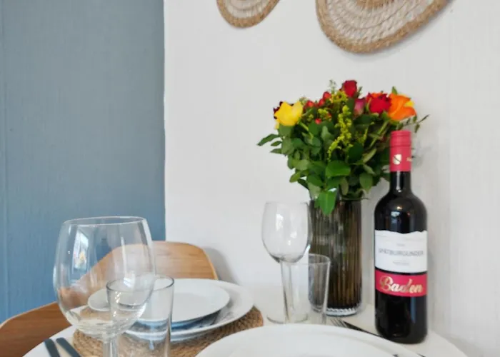 Modernes Im Erdgeschoss - Zachastay Guels